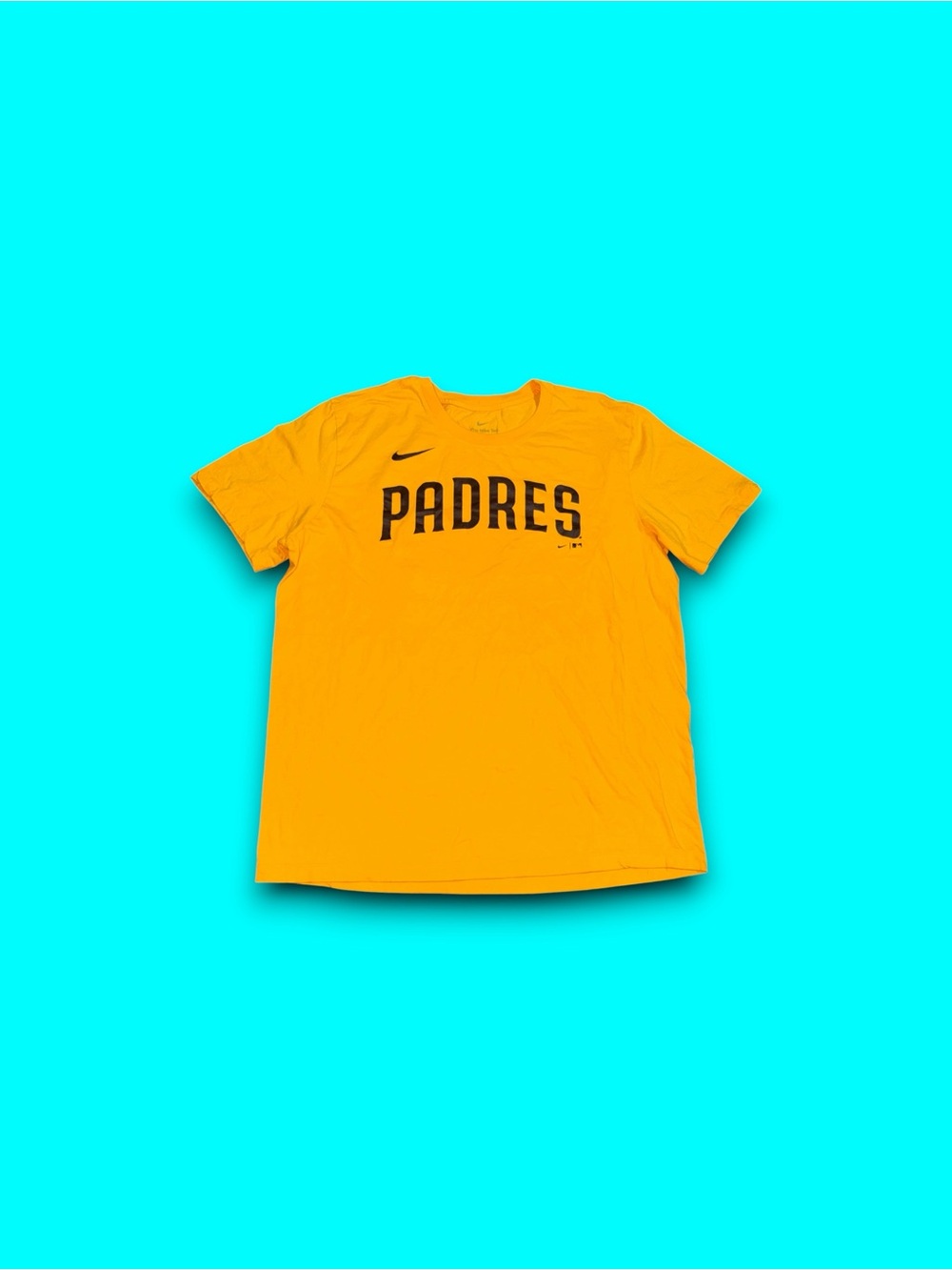 San Diego Padres Fernando Tatis Jr. MLB The Nike tee shirt yellow mens large - Picture 2 of 4
